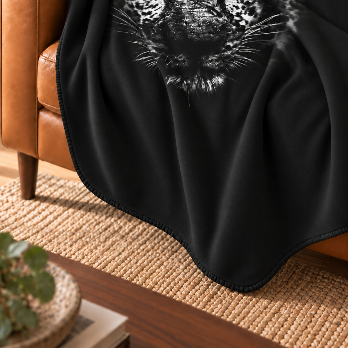 Black Leopard – Leopar Desenli Polar TV Battaniyesi
